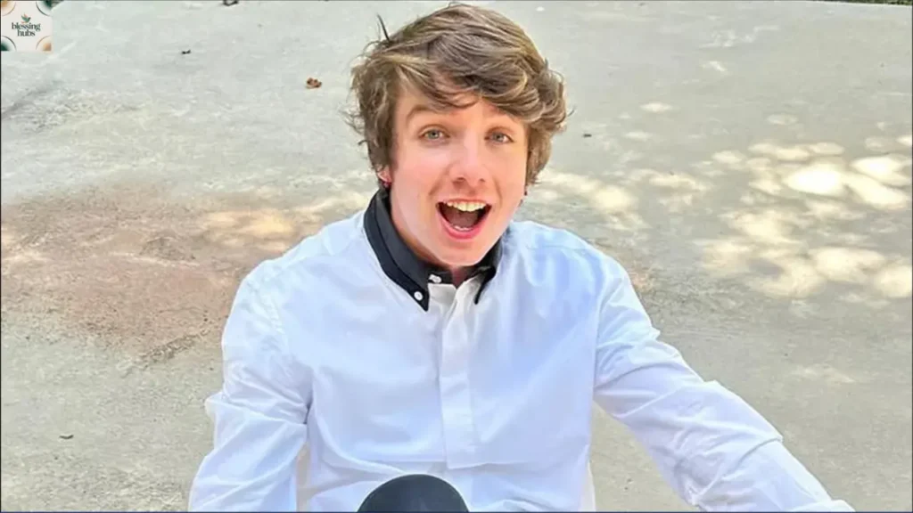 Lifestyle and Spending Karl Jacobs Net Worth